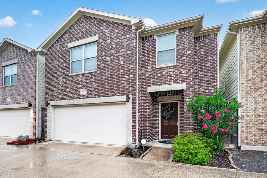 3730 Main Poplar Dr, Houston, TX 77025 - #3