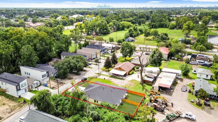 7817 Beckley Street #A/B, Houston, TX 77088 - Image #2