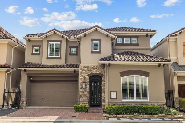 33 N Creekside Court, Houston, TX 77055