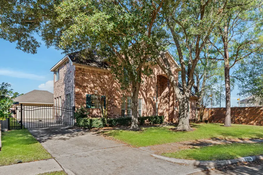 9306 Lochflora Drive, Spring, TX 77379 - Image #3