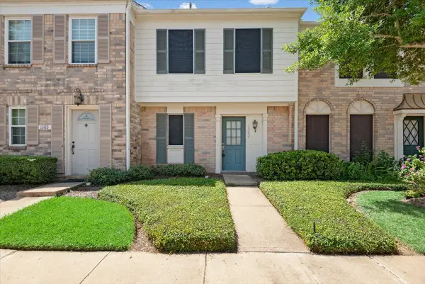 2810 Grants Lake Boulevard #1302, Sugar Land, TX 77479