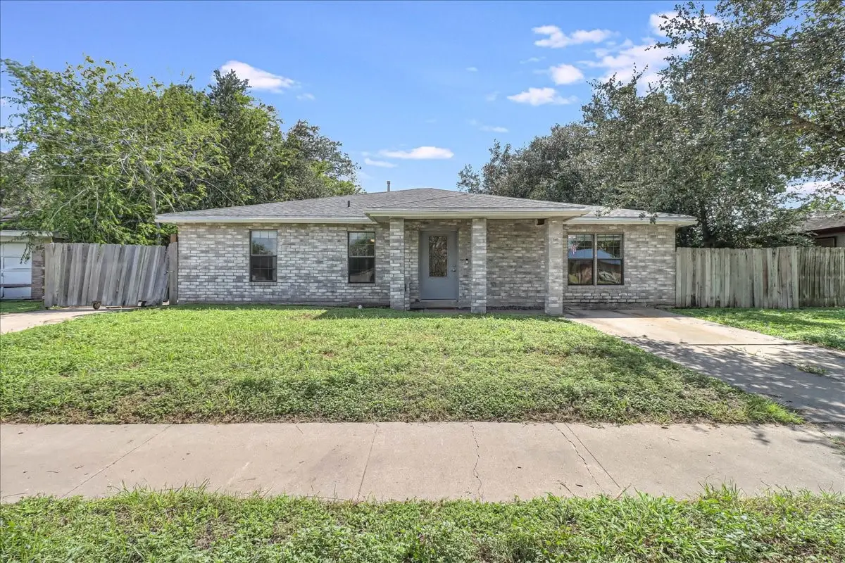 2111 E Lott Avenue, Kingsville, TX 78363 - #1