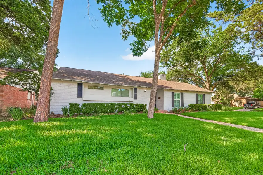10602 Longmont Drive, Houston, TX 77042 - #2