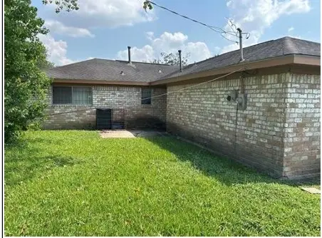 5135 Fairgreen Lane, Houston, TX 77048 - Image #3