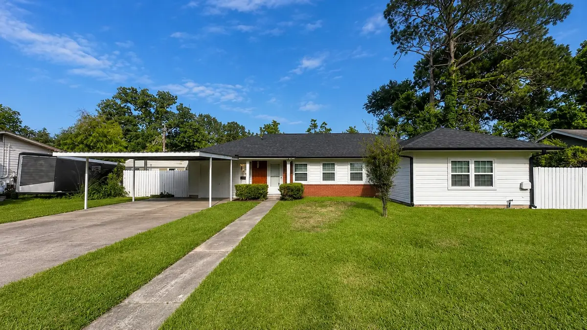 108 Britton Drive, Silsbee, TX 77656 - #1