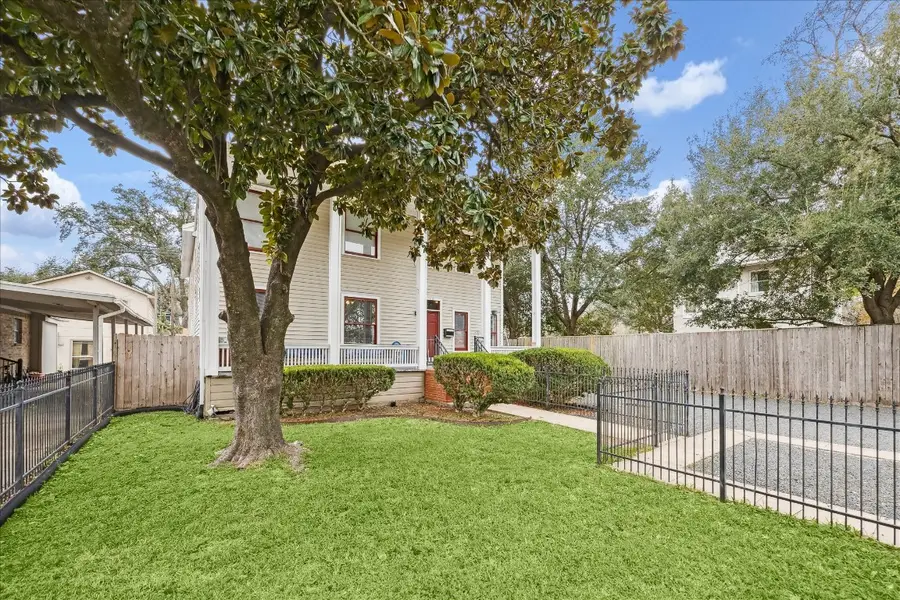 240 W 23rd Street, Houston, TX 77008 - #2