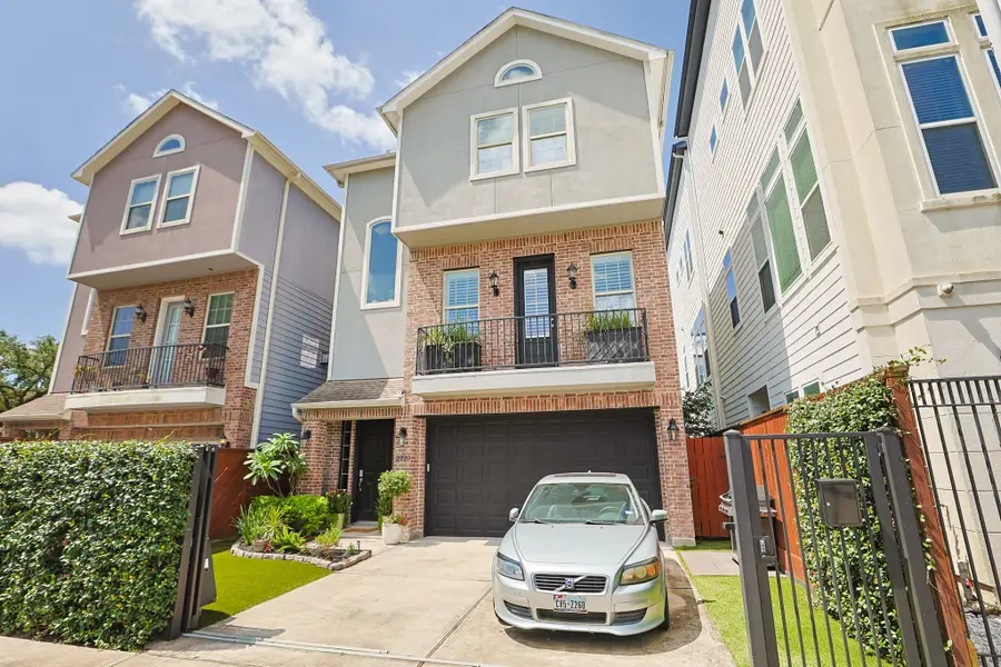 2220 Stuart Street, Houston, TX 77004 - #2