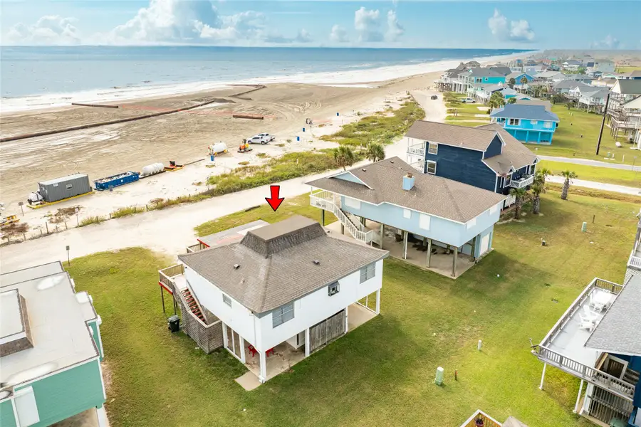 12520 E Buena Vista Drive, Galveston, TX 77554 - Image #3