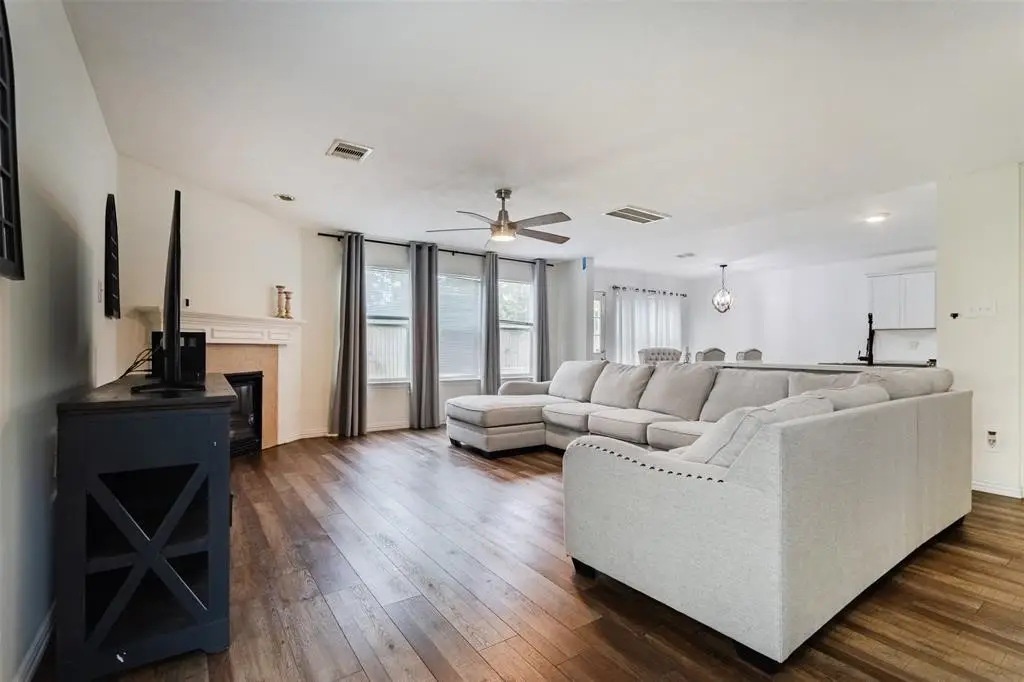 10806 Tallow Briar Lane, Houston, TX 77075 - Image #1