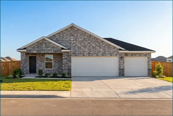 74 Leon Way, Dayton, TX 77535