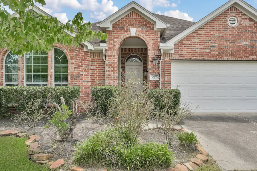 30302 Castle Forest Drive, Spring, TX 77386 - Image #3