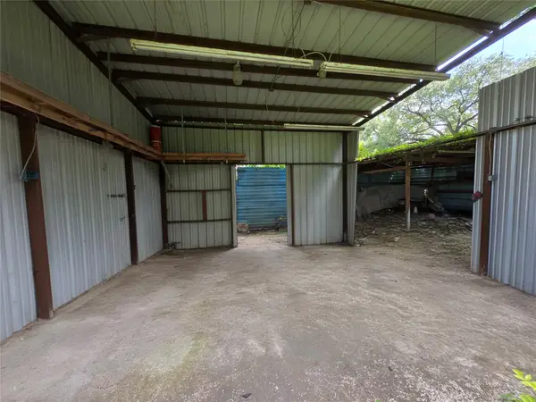 9621 Sweetwater Lane, Houston, TX 77037