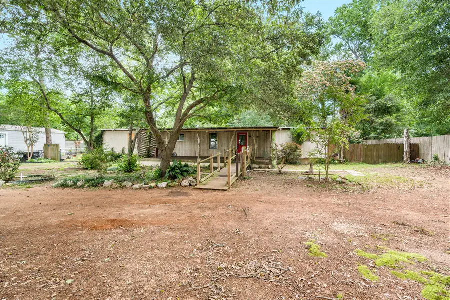 402 Baltzell Drive, Pinehurst, TX 77362 - #2