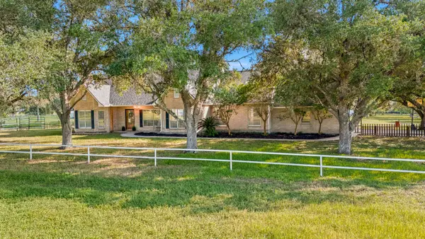 13888 Fm 236, Victoria, TX 77905