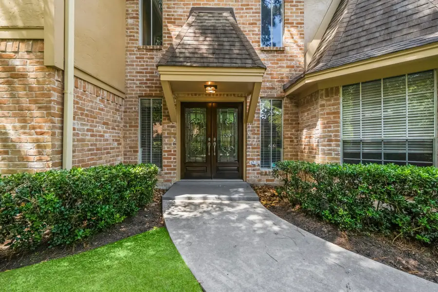 16 Terravale Court, The Woodlands, TX 77381 - #3