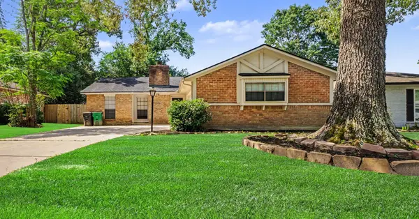 2714 Longleaf Pines Drive, Houston, TX 77339