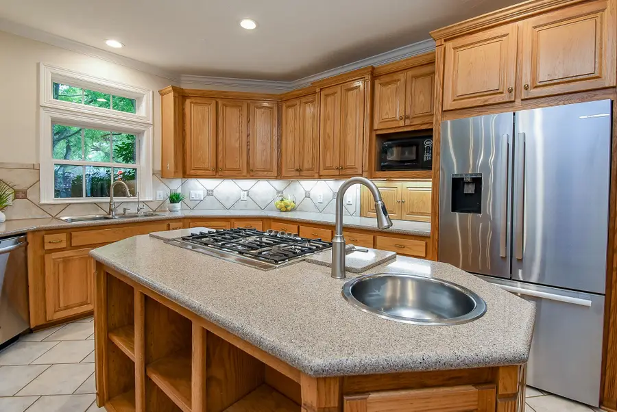 3003 Bernadette Lane, Houston, TX 77043 - Image #3