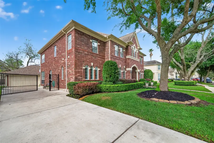 15 Stonecliff Circle, Sugar Land, TX 77479 - #2