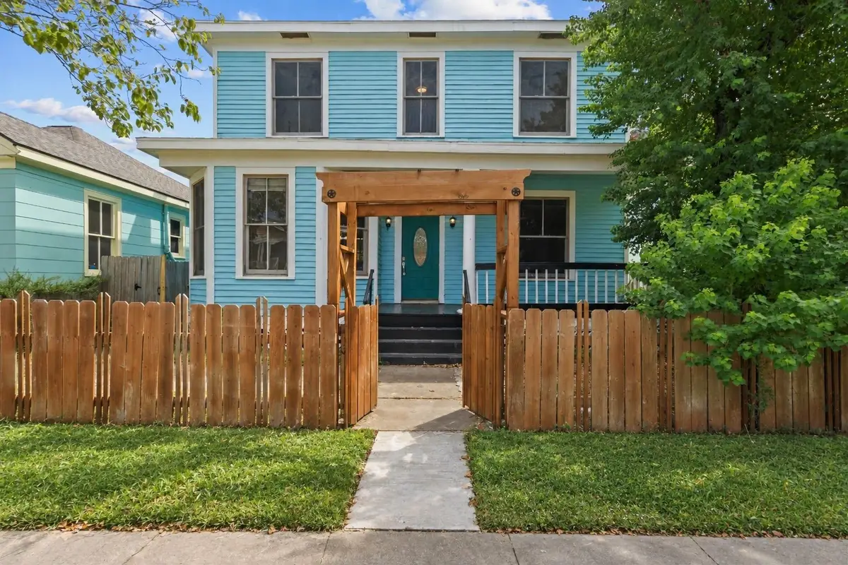 3919 Avenue O, Galveston, TX 77550 - #1