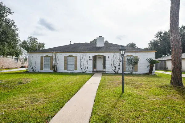 3327 Springhill Drive, Missouri City, TX 77459