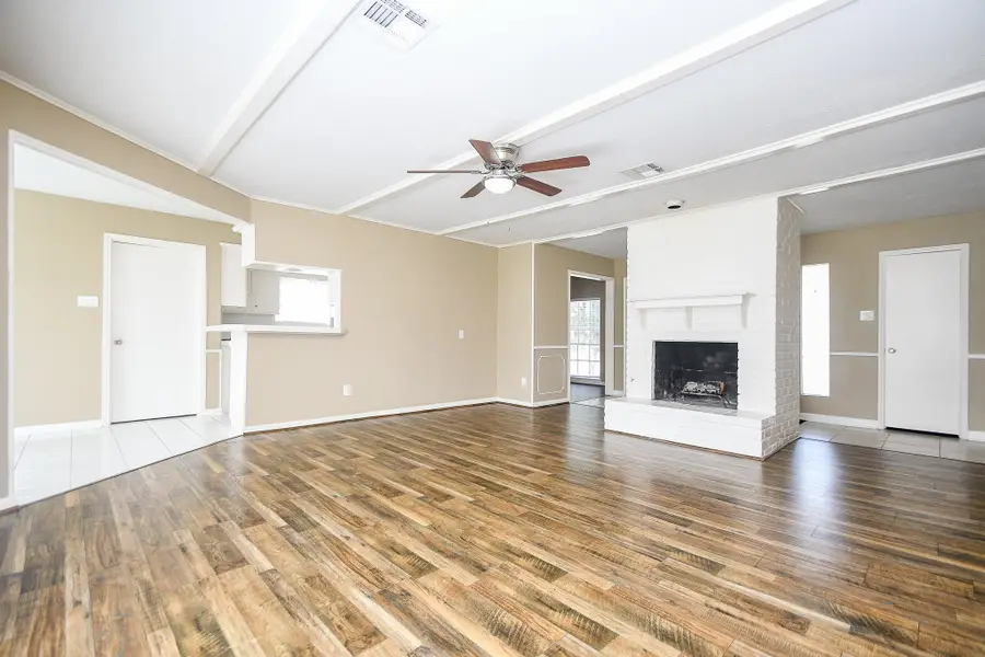 3327 Springhill Drive, Missouri City, TX 77459 - Image #3