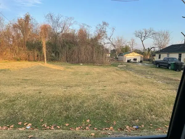 5810 Wipprecht Street, Houston, TX 77026