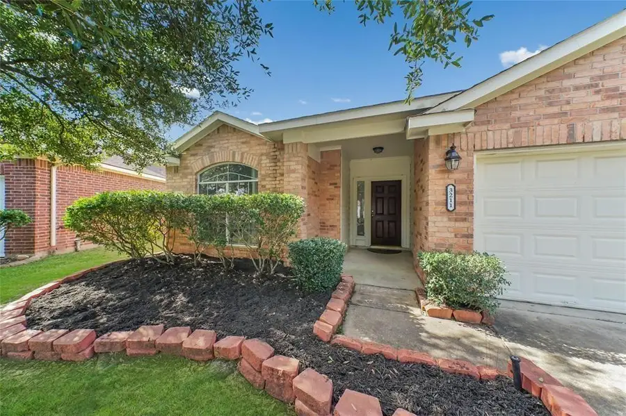 3211 Amber Meadow Drive, Katy, TX 77449 - #2