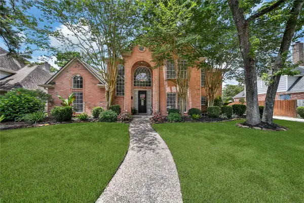 1702 Seven Maples Drive, Kingwood, TX 77345