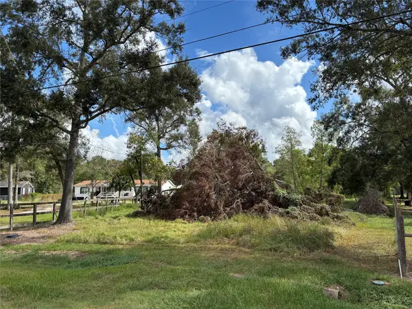 186 County Road 4017, Dayton, TX 77535