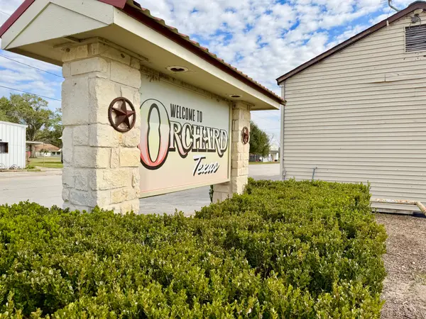 9422 Galveston Street, Orchard, TX 77464