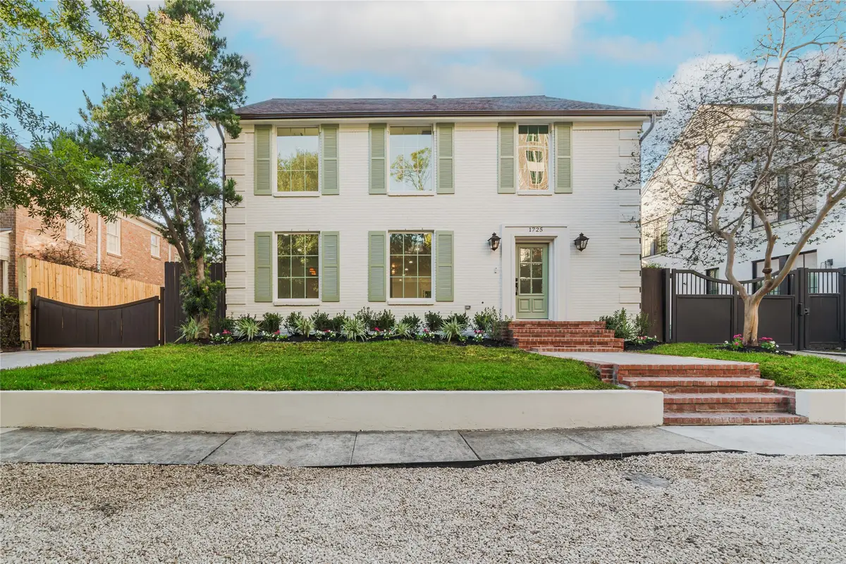 1725 Wroxton Court, Houston, TX 77005 - Image #1
