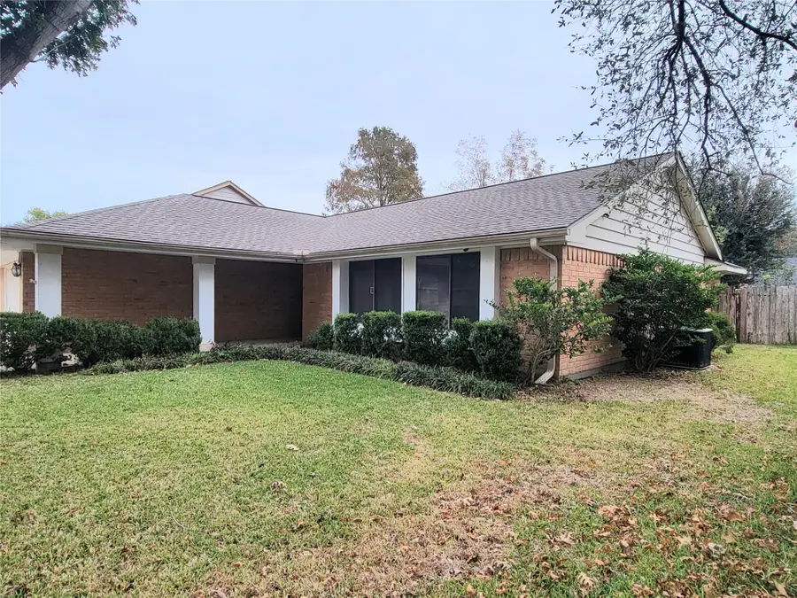 15239 Ensenada Drive, Houston, TX 77083 - Image #3