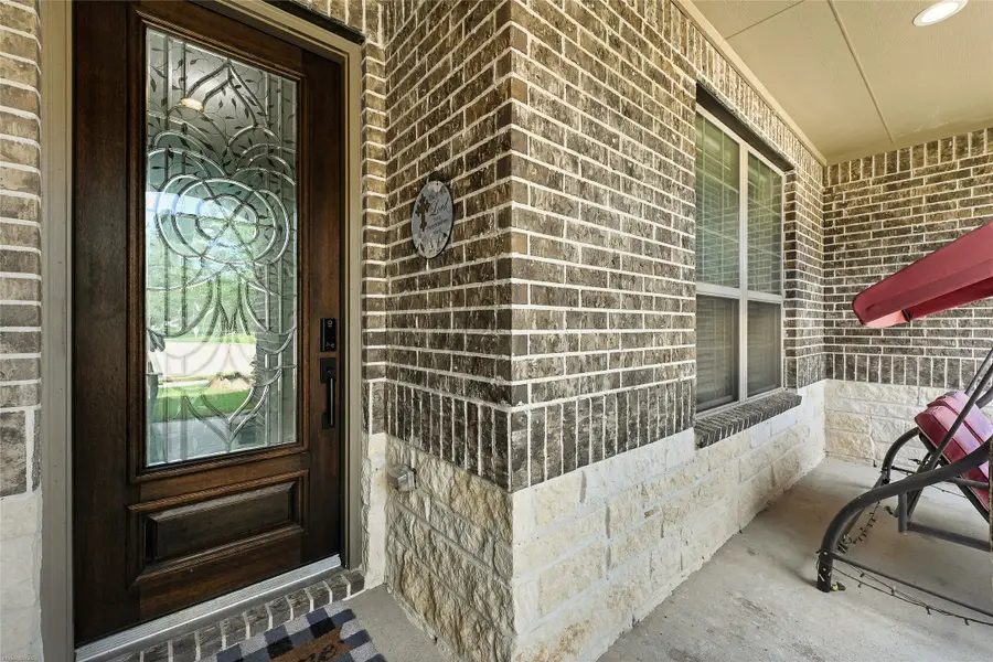 2512 Ravenna Court, Friendswood, TX 77546 - Image #3