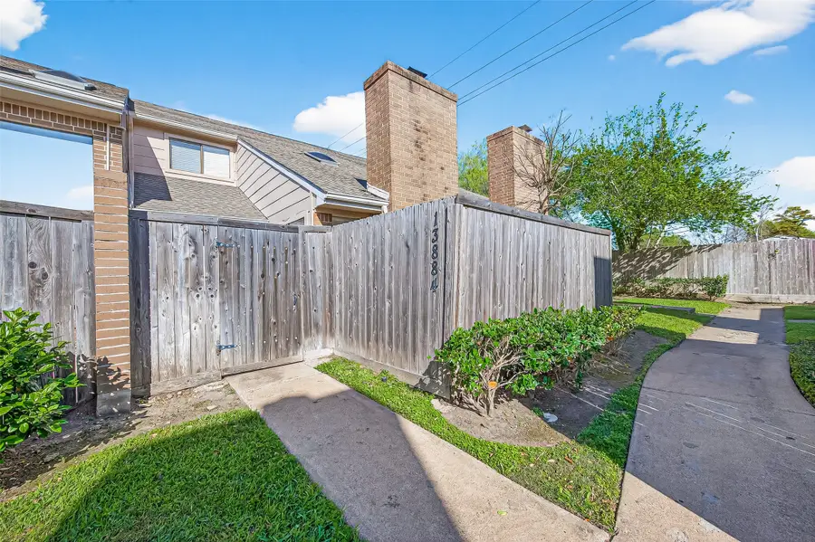 13884 Hollowgreen Drive, Houston, TX 77082 - #3