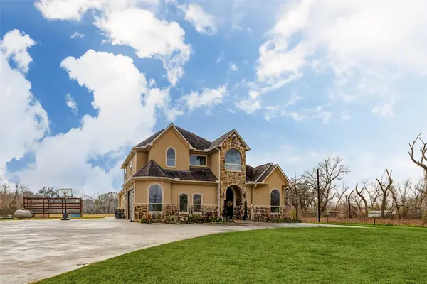 1721 W Fm 1462, Rosharon, TX 77583