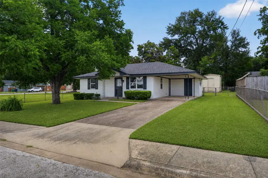 803 W First Street, Brenham, TX 77833 - #2