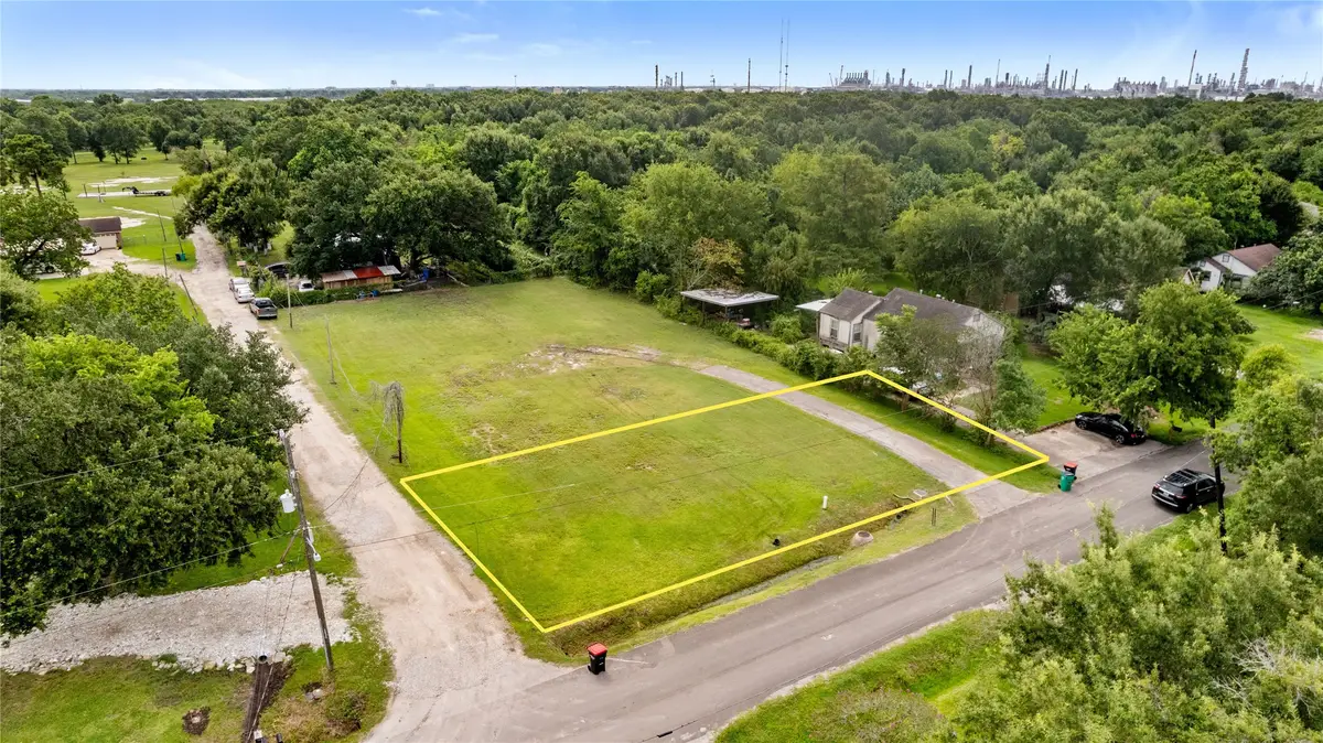 5006 Middleton, Baytown, TX 77520 - #1