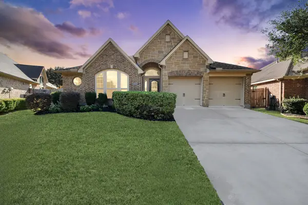 13202 Lone Creek Lane, Pearland, TX 77584