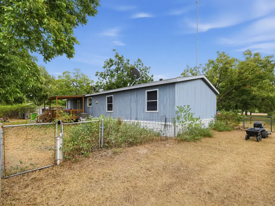 1708 W Frank Street, Grand Saline, TX 75140 - #3