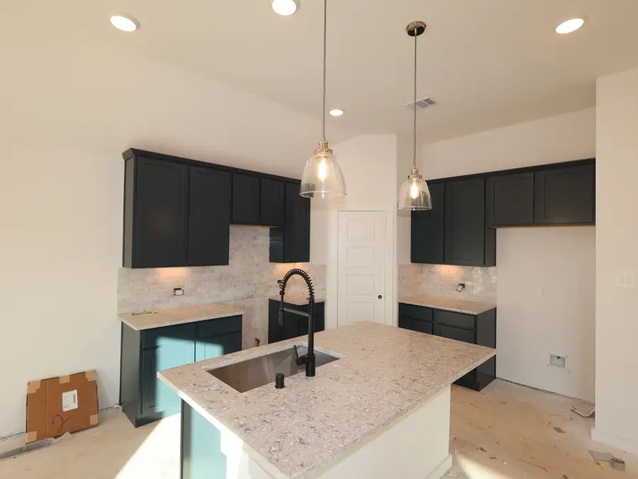 213 Draper Shadows Drive, Willis, TX 77378 - #3