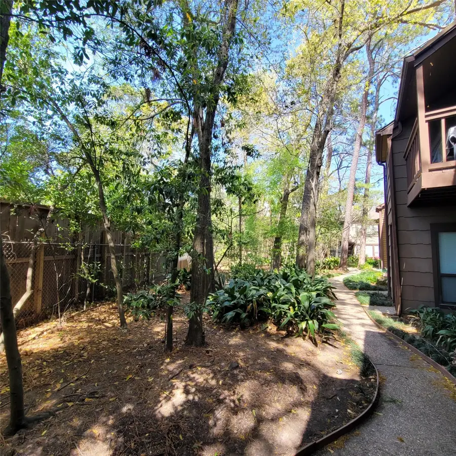 11711 Memorial Drive #203, Houston, TX 77024 - Image #2