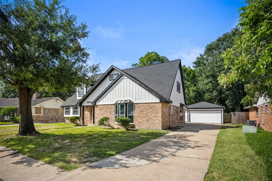 11930 Kirkway Drive, Houston, TX 77089 - Image #2