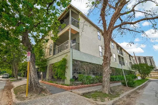 101 Stratford #104, Houston, TX 77006