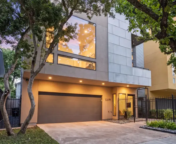 1319 Hawthorne Street, Houston, TX 77006