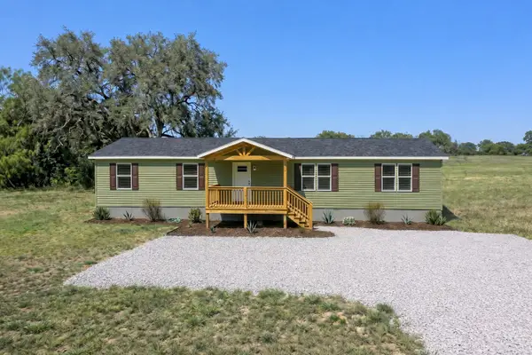 1527 County Road 428, Dime Box, TX 77853