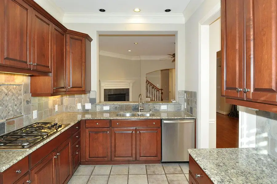 6215 Sutherland Square, Houston, TX 77081 - #2