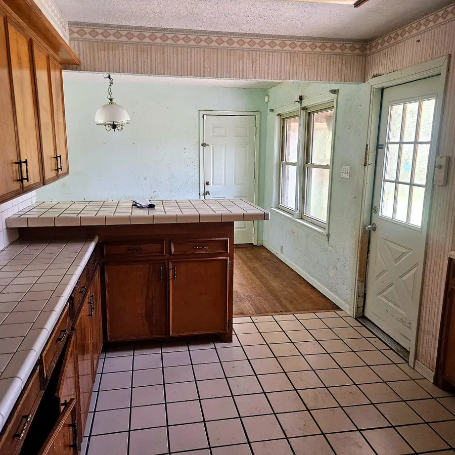 219 Carnation Street, Lake Jackson, TX 77566 - #3