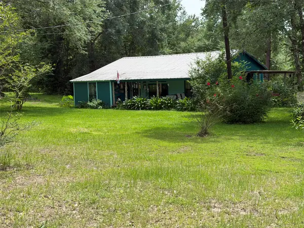 897 Darrel Hall Drive, Trinity, TX 75862