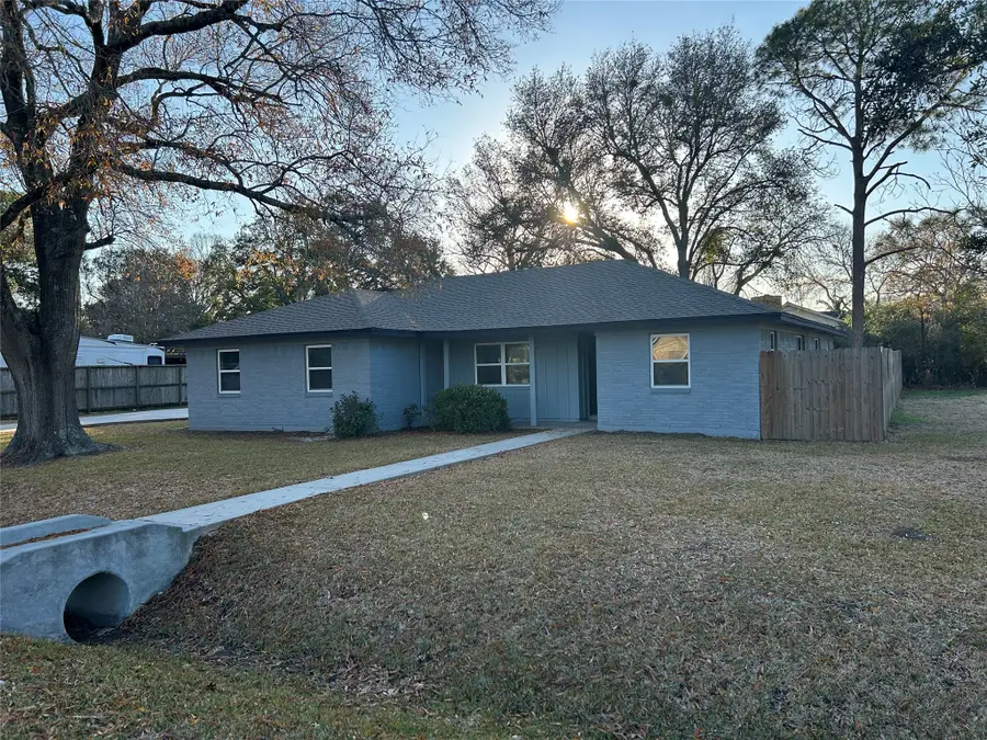 2406 Lynn Drive, Pearland, TX 77581 - #3