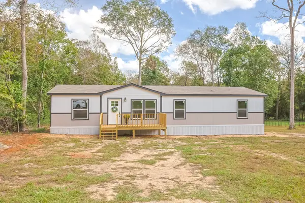 670 Wood Haven, Livingston, TX 77351